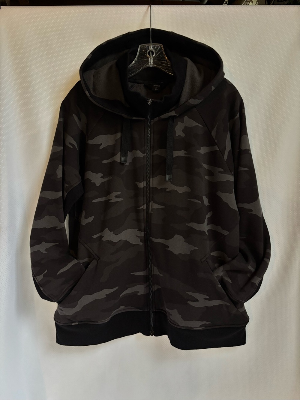 Athleta Triumph Printed Camo Full Zip Hoodie Jacket - Black / Gray XL